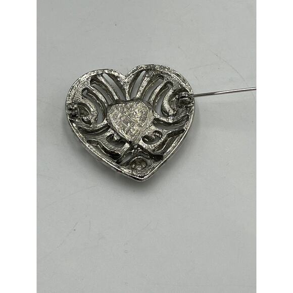 Renaissance Style Filigree Textured Silver Tone Heart Pin Brooch Black Stone - Picture 8 of 9